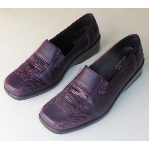 Hotter Plum Leather Comfort Concept Susan Slip On Flat Shoes - Women's Size 4.5