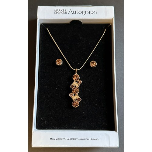 Matching set of M&S Autograph 41cm (16in) necklace and pair of earrings