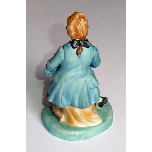 Decorative Classical Violinist Figurine - Boulogne S/Mer Decorative Classical Violinist Figurine - Boulogne S/Mer