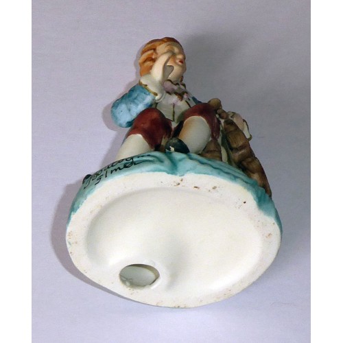 Decorative Classical Violinist Figurine - Boulogne S/Mer Decorative Classical Violinist Figurine - Boulogne S/Mer